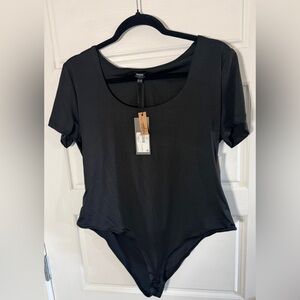 NWT Essentials Black Scoop Neck Short Sleeve Bodysuit